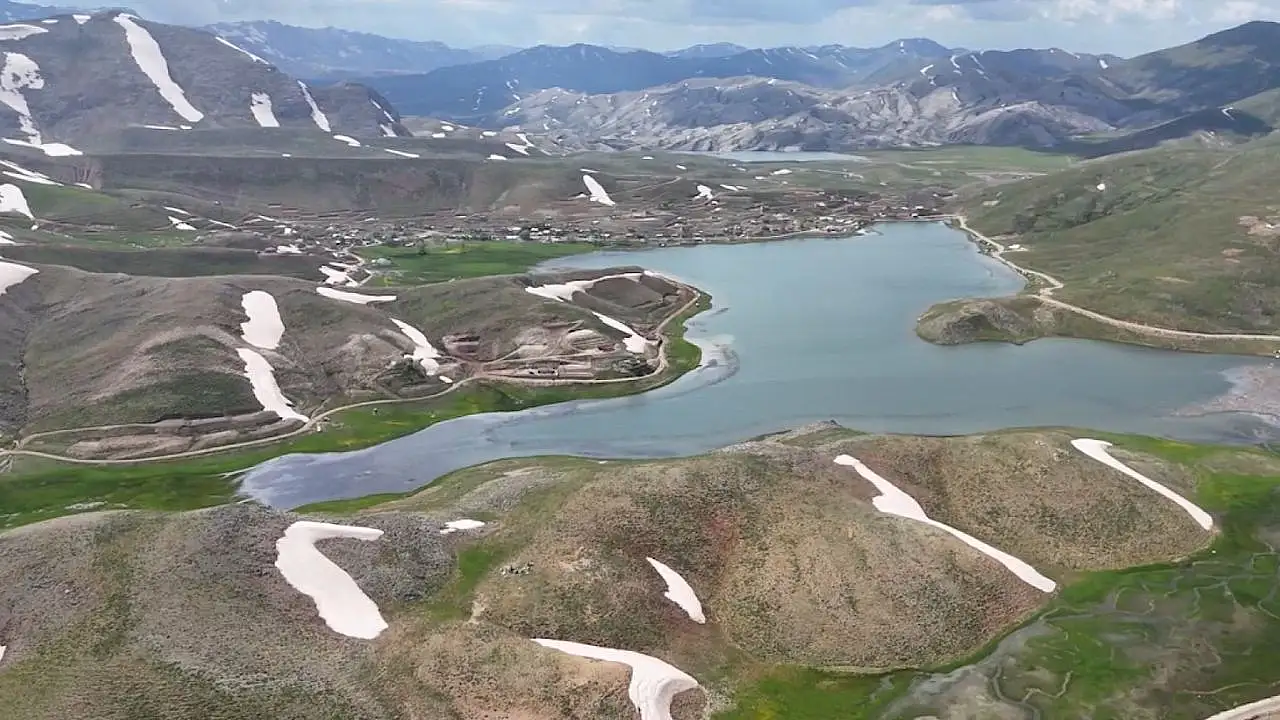 Konya-Antalya sınırında kartpostallık manzara