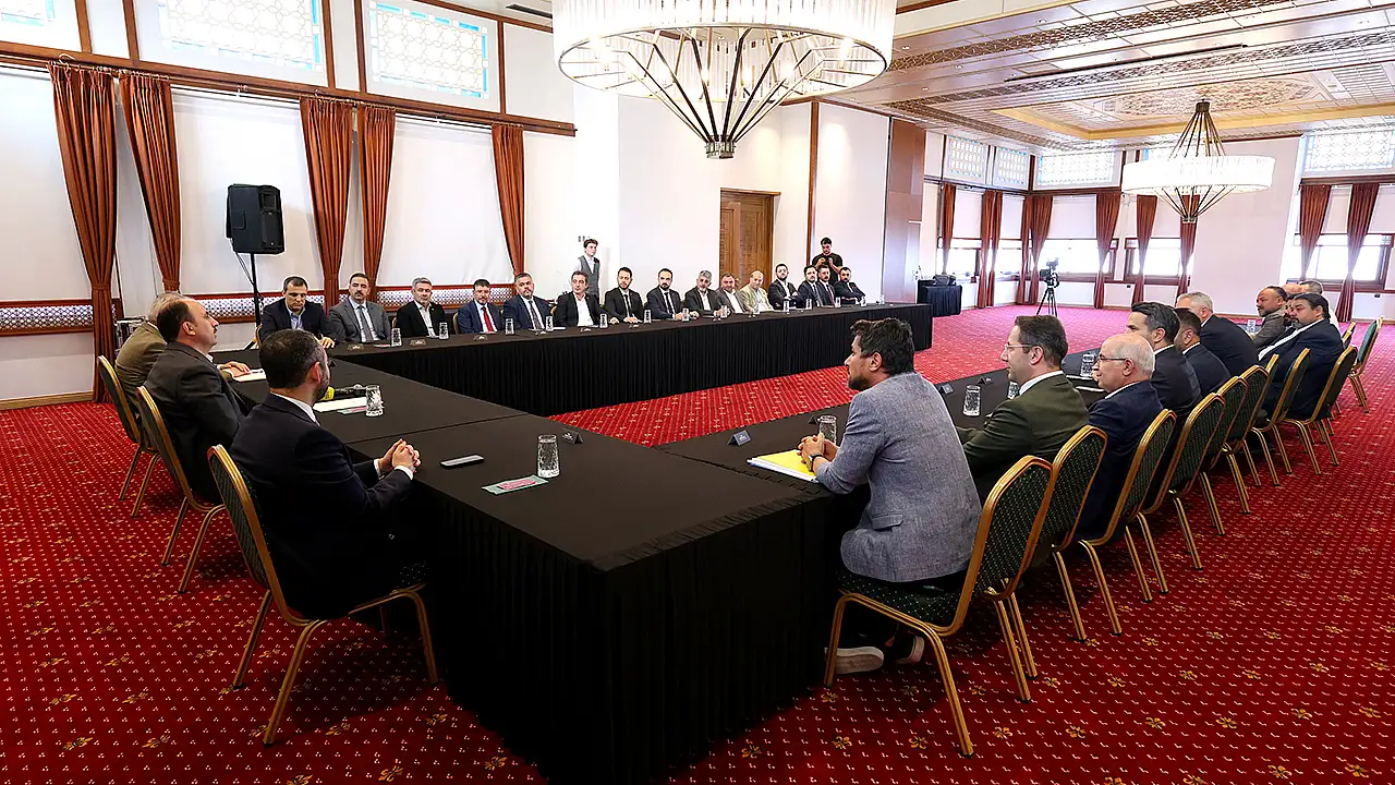 Konya raylı sistemlerle donatılıyor: Önemli noktalara kesintisiz hat!