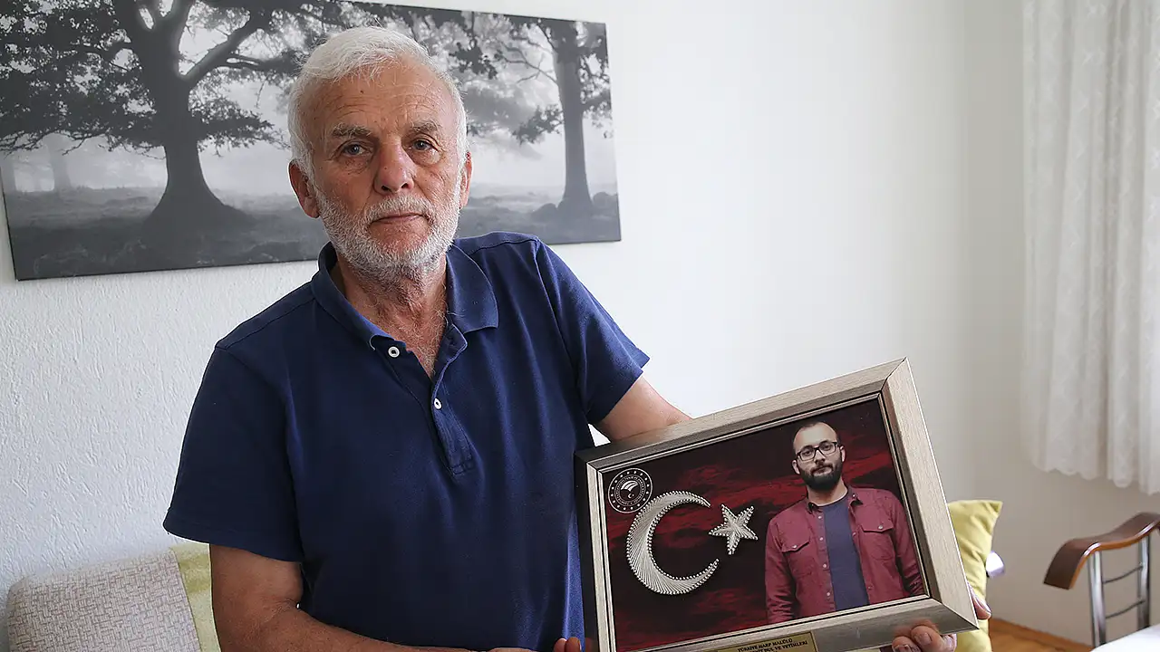 Konya'da buruk babalar günü: Şehit oğlunun milli uçakları!