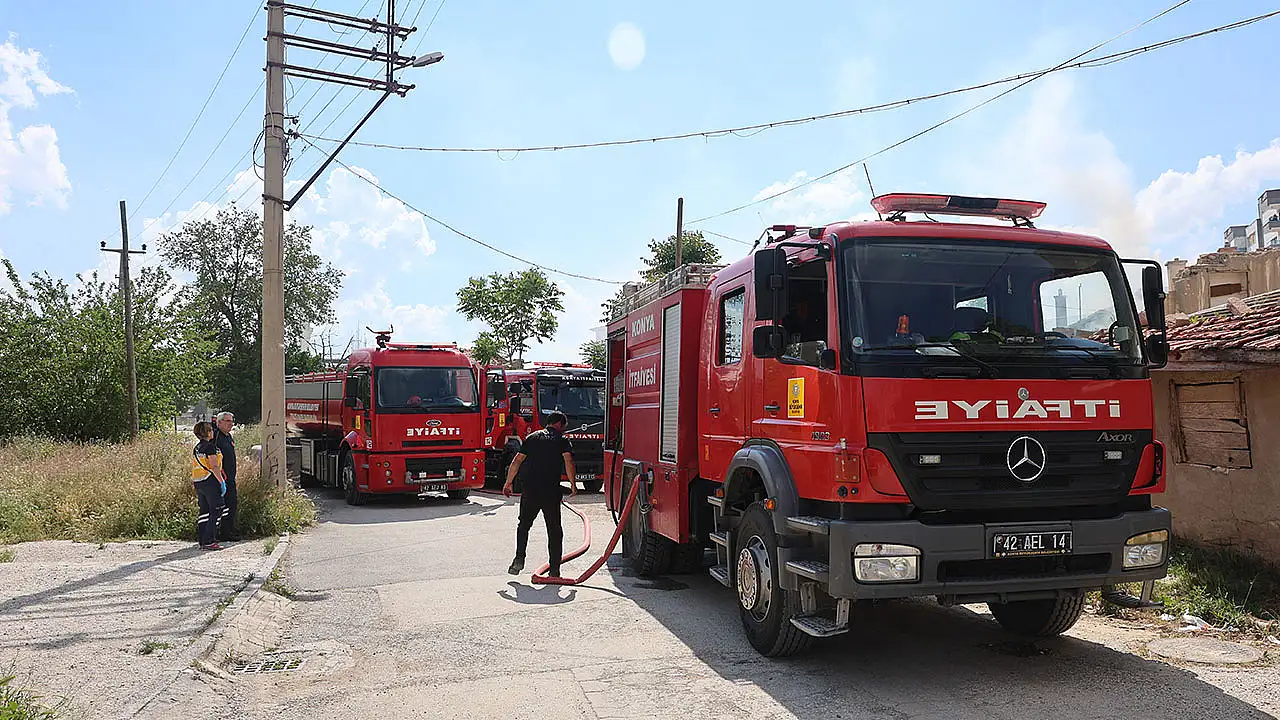 Konya'daki ev yangını korkuttu!