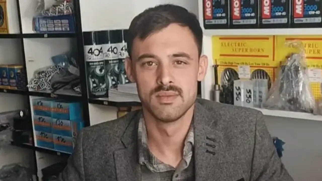 Konya Karapınar ilçesindeki Yunus Emre Mahallesi Tevfik Fikret Caddesi üzerinde meydana gelen kazada yaralanan Muhammed Hidayet Özcan yaşam savaşını kaybetti.