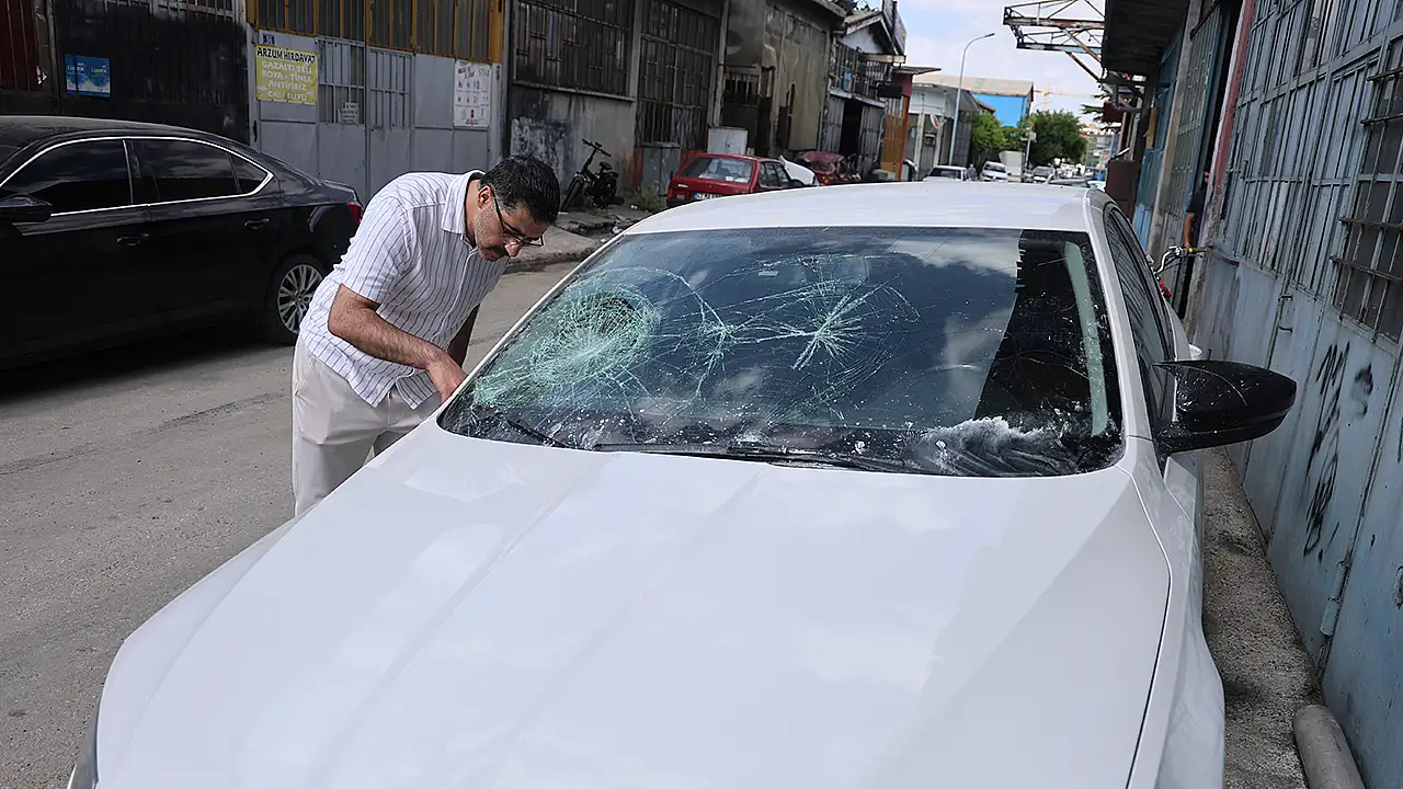Konya'da komşu terörü: Milyonluk aracı işte böyle parçaladı!