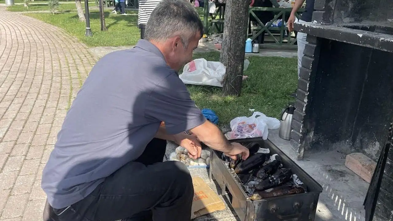 Konyalılar, sıcak havada parklara akın etti