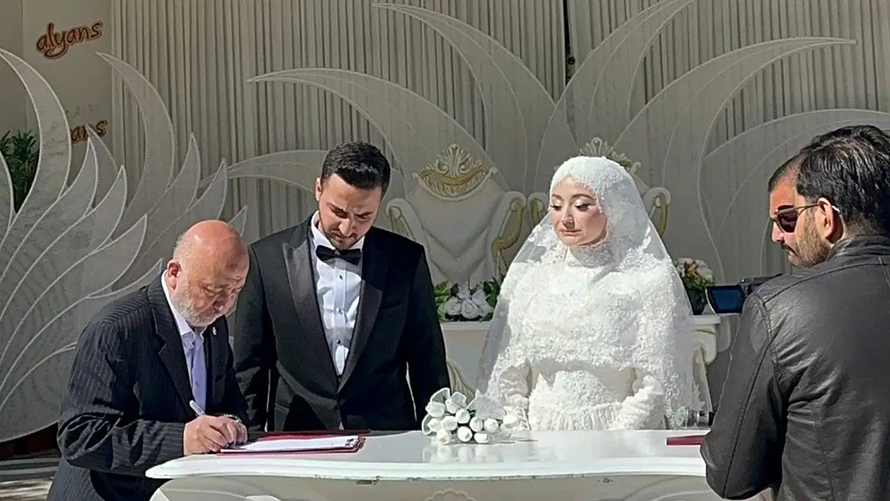 Mutluluklar dileriz