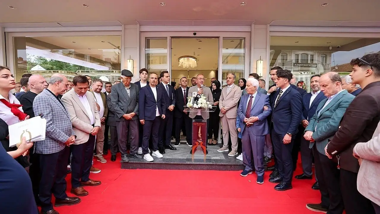 Özboyacı Altın 6. şubesini Meram'da açtı