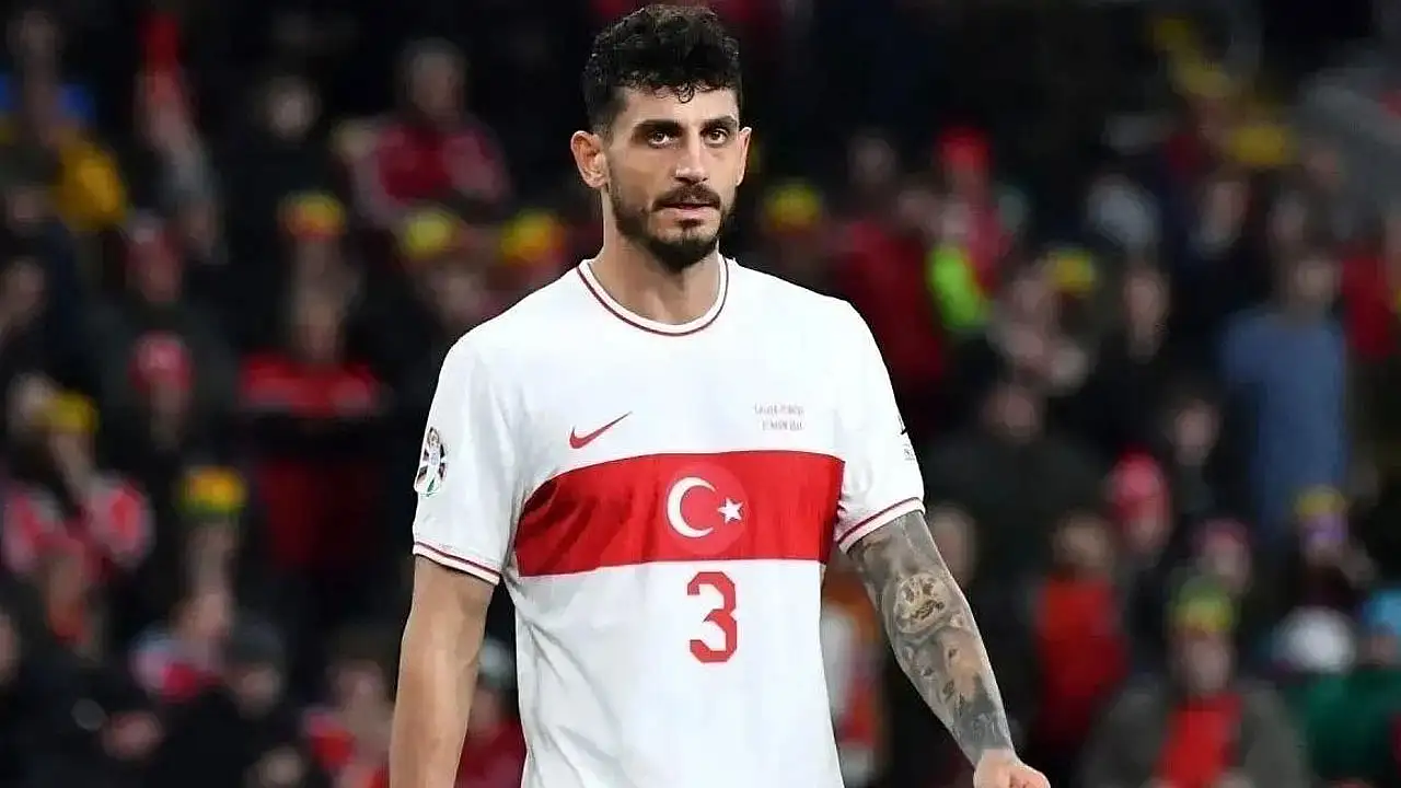 Samet Akaydın'dan 'saç-bıyık' açıklaması