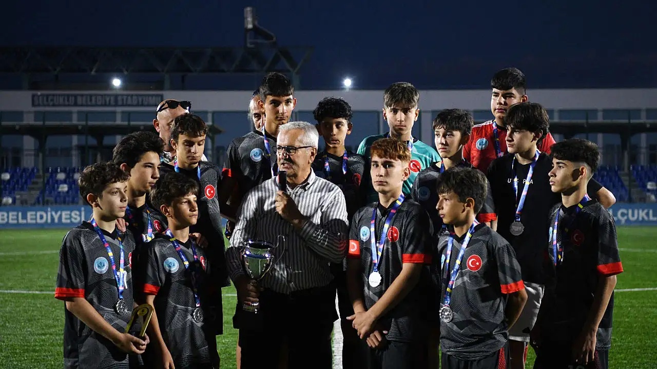 Selçuklu'da okullar terledi! Şampiyon Hazım Uluşahin