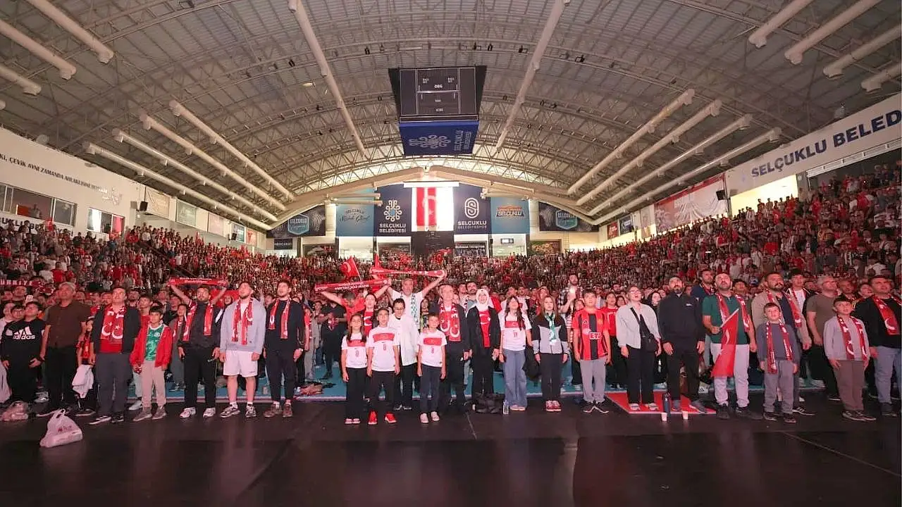 Konya Selçuklu'da Milli maç coşkusu