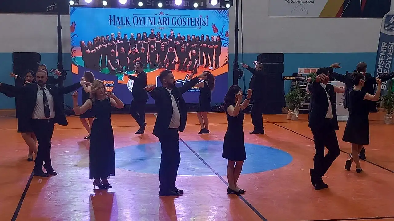 Seydişehir'de halk oyunları rüzgarı