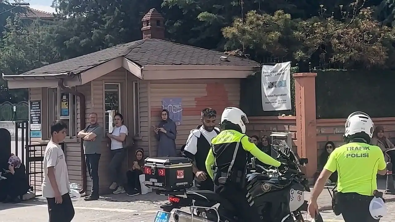 Sınav günü Konya'da şaşırtan olay: Polis yardıma koştu