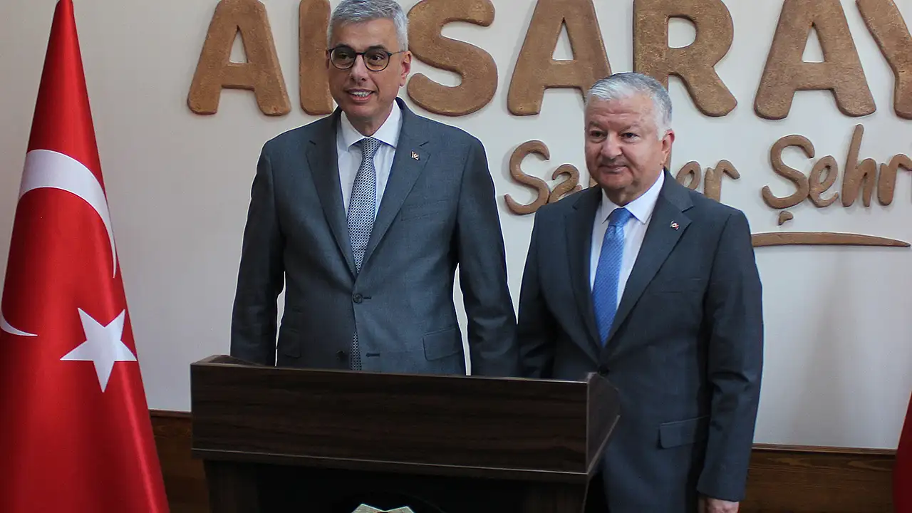 Aksaray'a gelen Bakan Memişoğlu: 'Toplumumuzun yüzde 65'i kilolu'