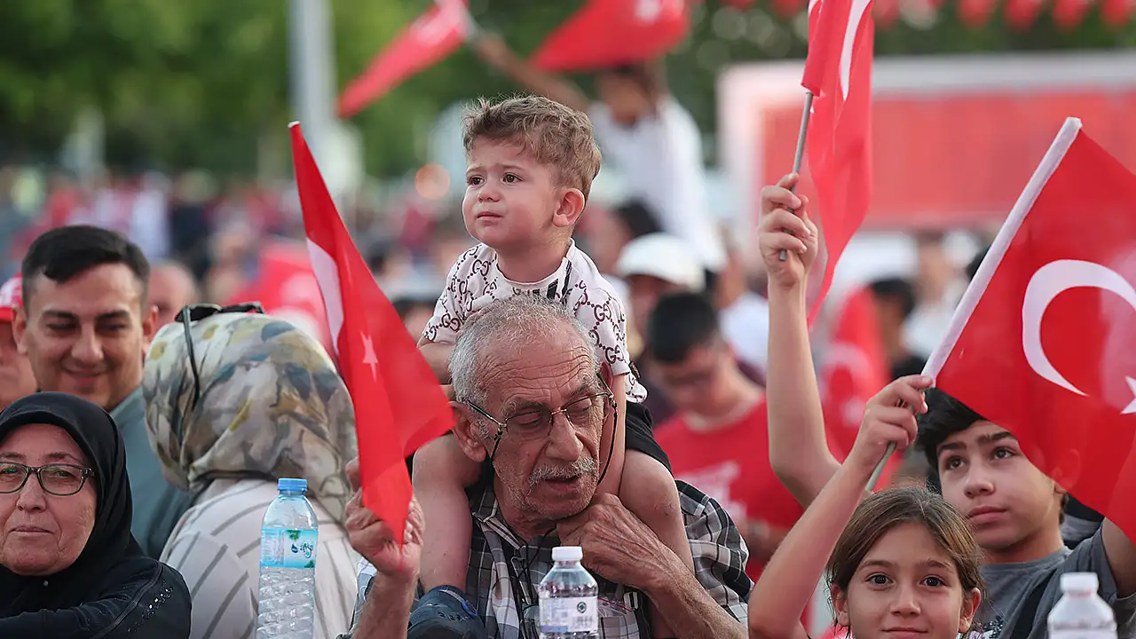 Başkan Altay: 'Milletimize silah doğrultan hainleri unutmayacağız'