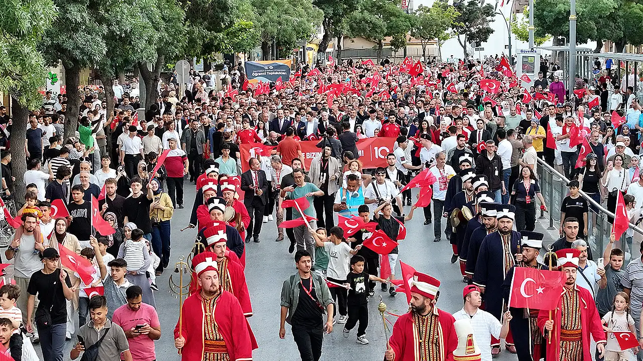Başkan Altay: 'Milletimize silah doğrultan hainleri unutmayacağız'