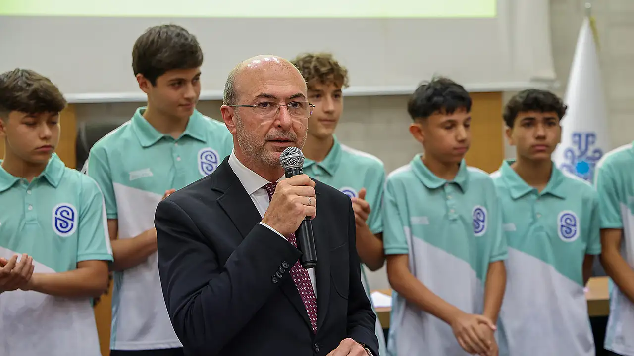 Başkan Pekyatırmacı, şampiyonları ağırladı