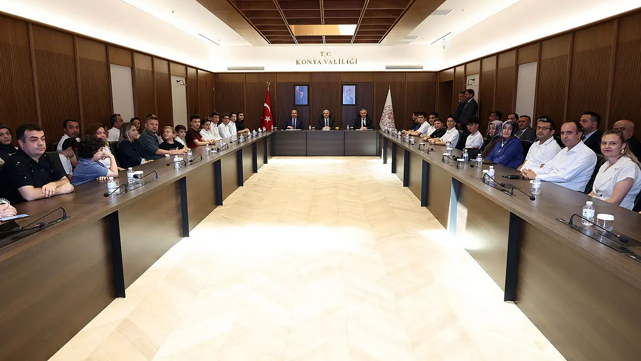 Başkanlar, 17 şampiyon öğrenciyle buluştular