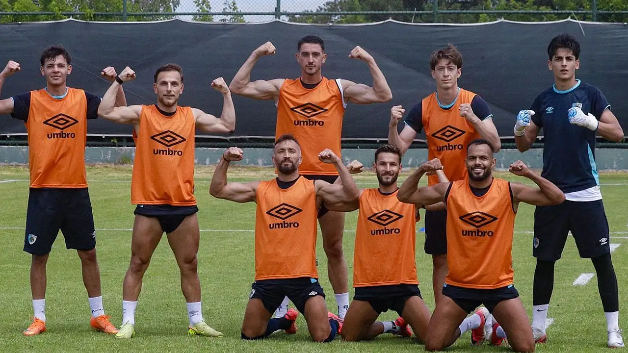 Erzurumspor sezona evinde hazırlanıyor