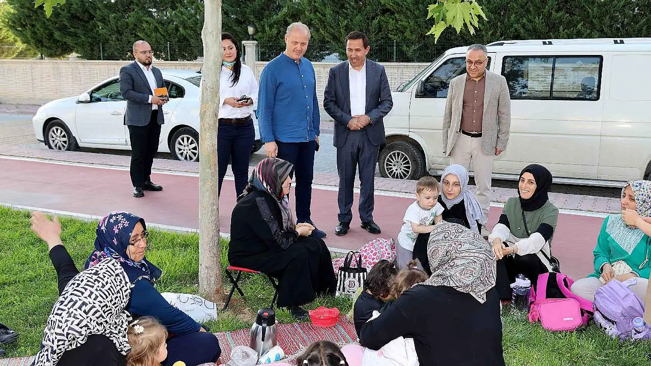 Hasan Kılca'dan Kafe Karatay çıkarması!