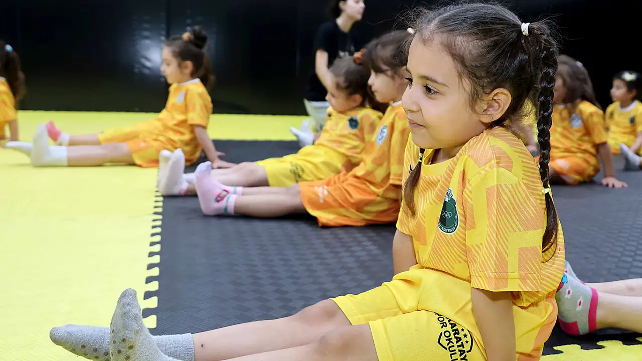 Karatay'da çocukla yazı sporla geçirecek