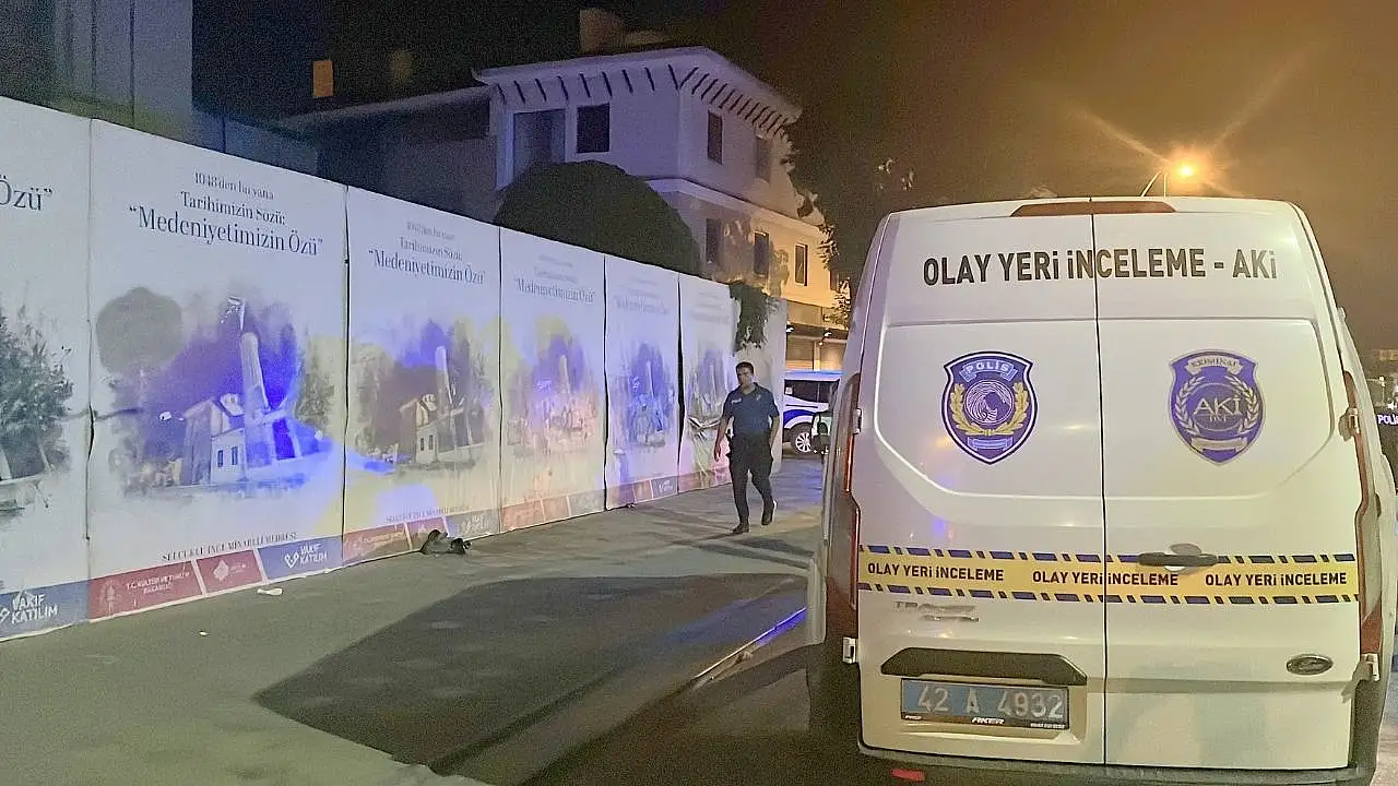 Konya'da bıcaklı kavga kanlı bitti