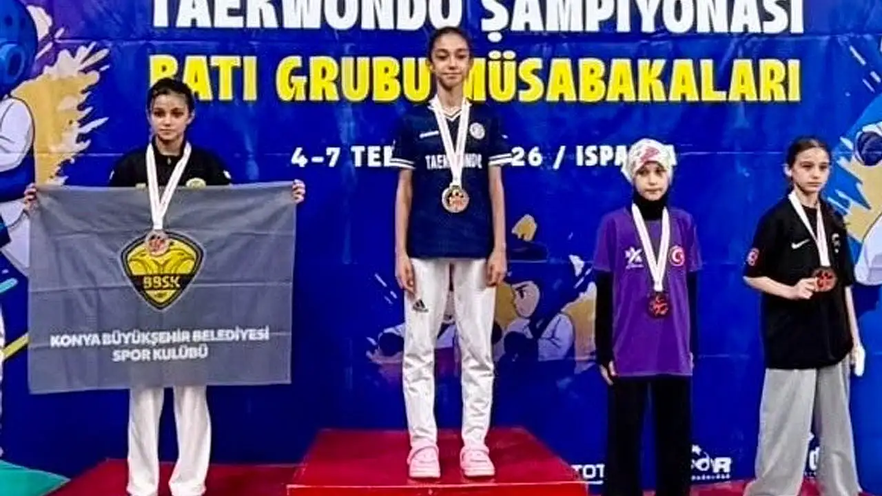 Konya Büyükşehir'den 1 ikincilik, 1 üçüncülük