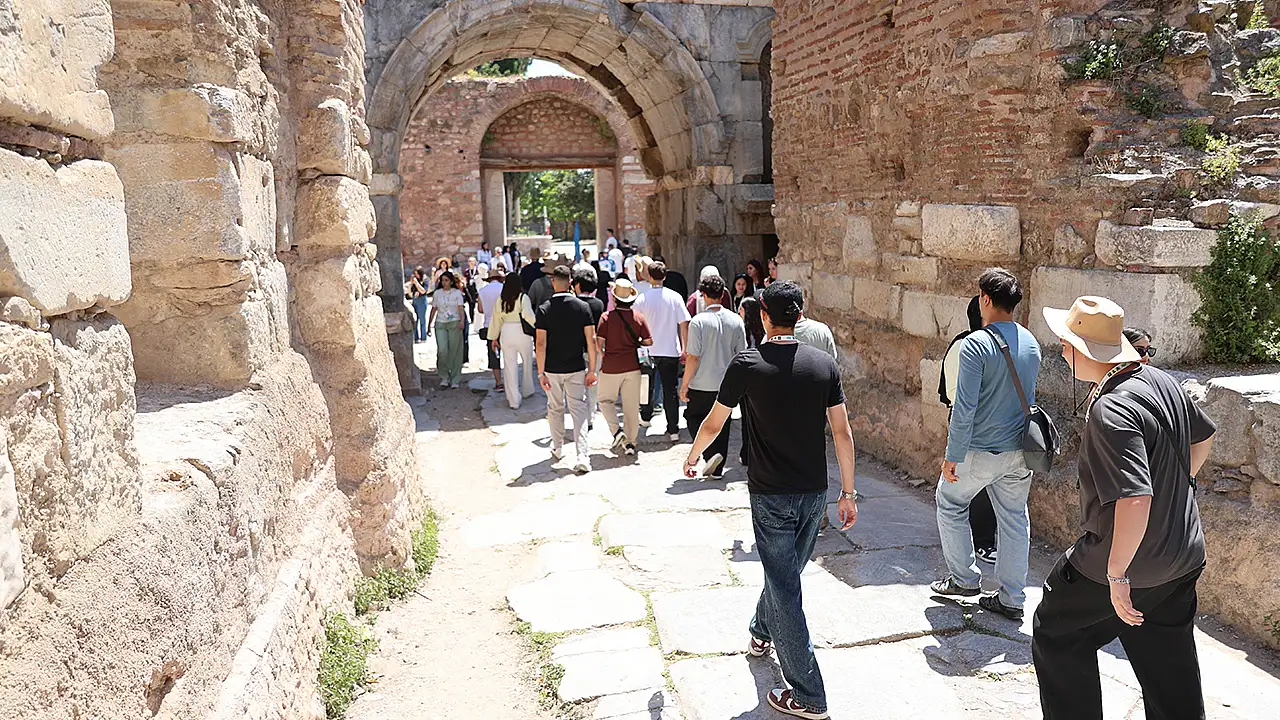 Konyalı 1500 genç hızlı trenle bursa tarihini keşfe çıktı