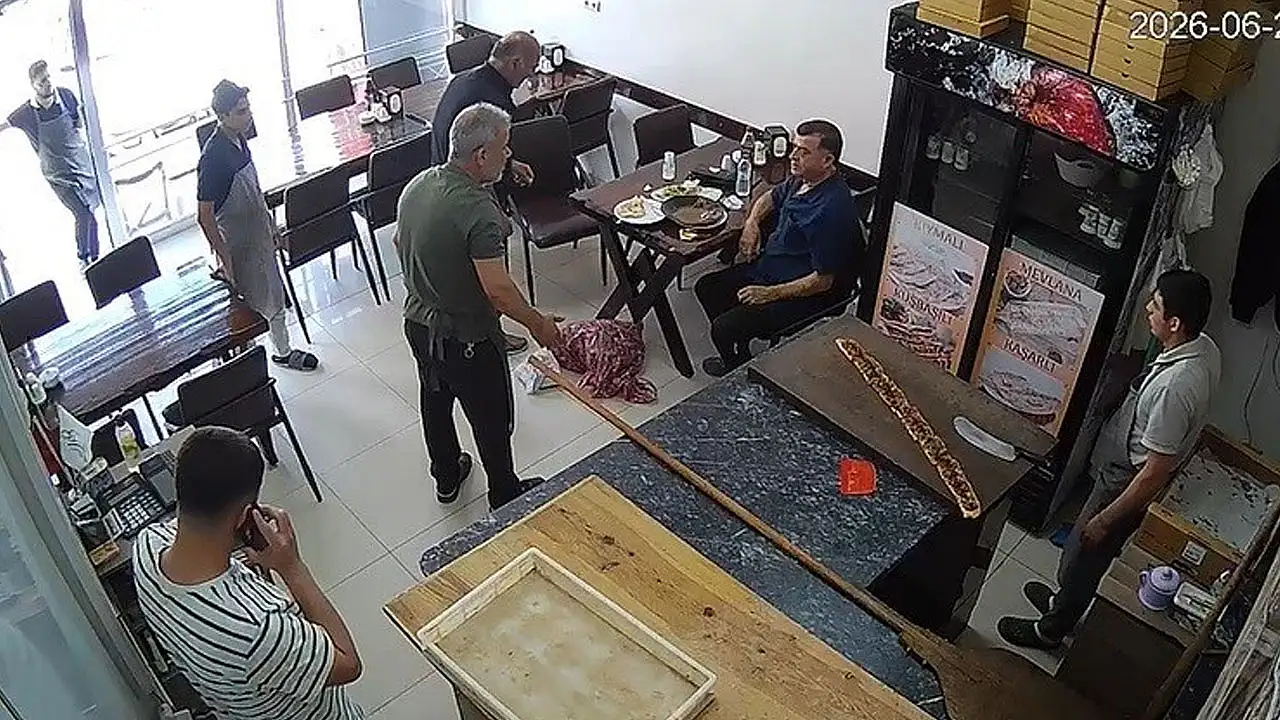 Konya'da esnaf müşteriyi boğulmaktan kurtardı