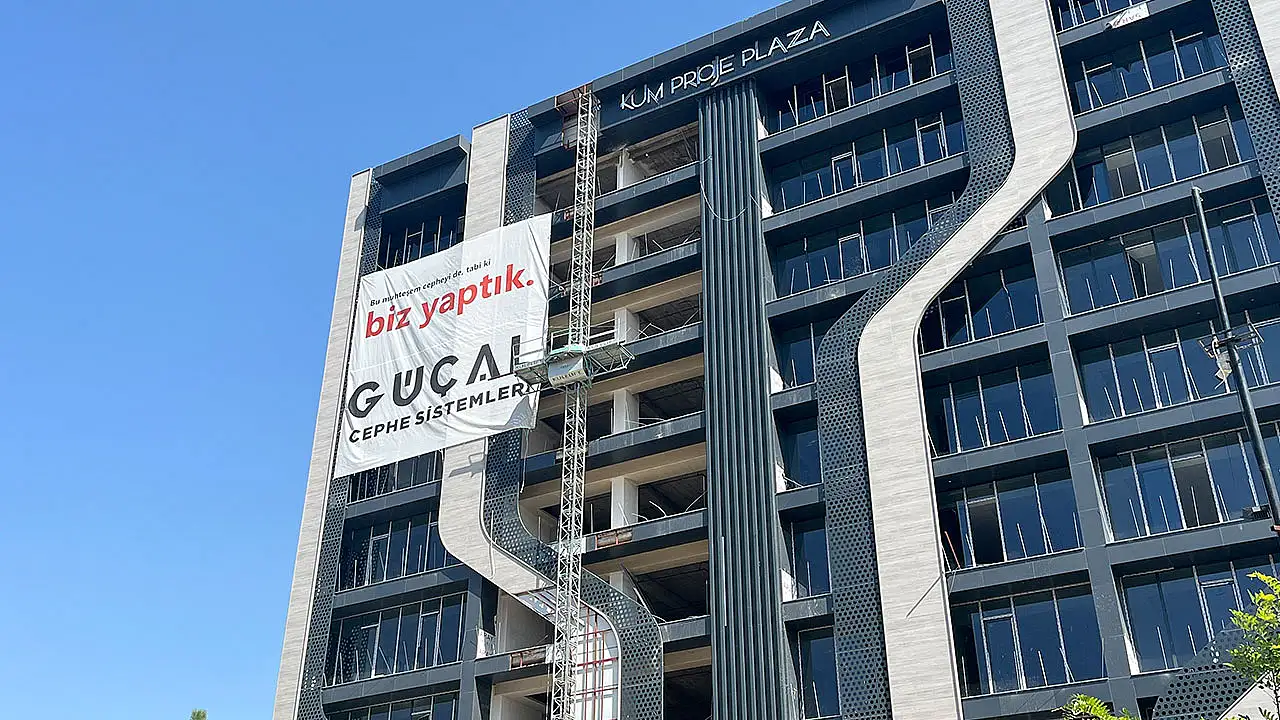 Konya'da feci iş kazası! 7. kattan düşen işçi hayatını kaybetti