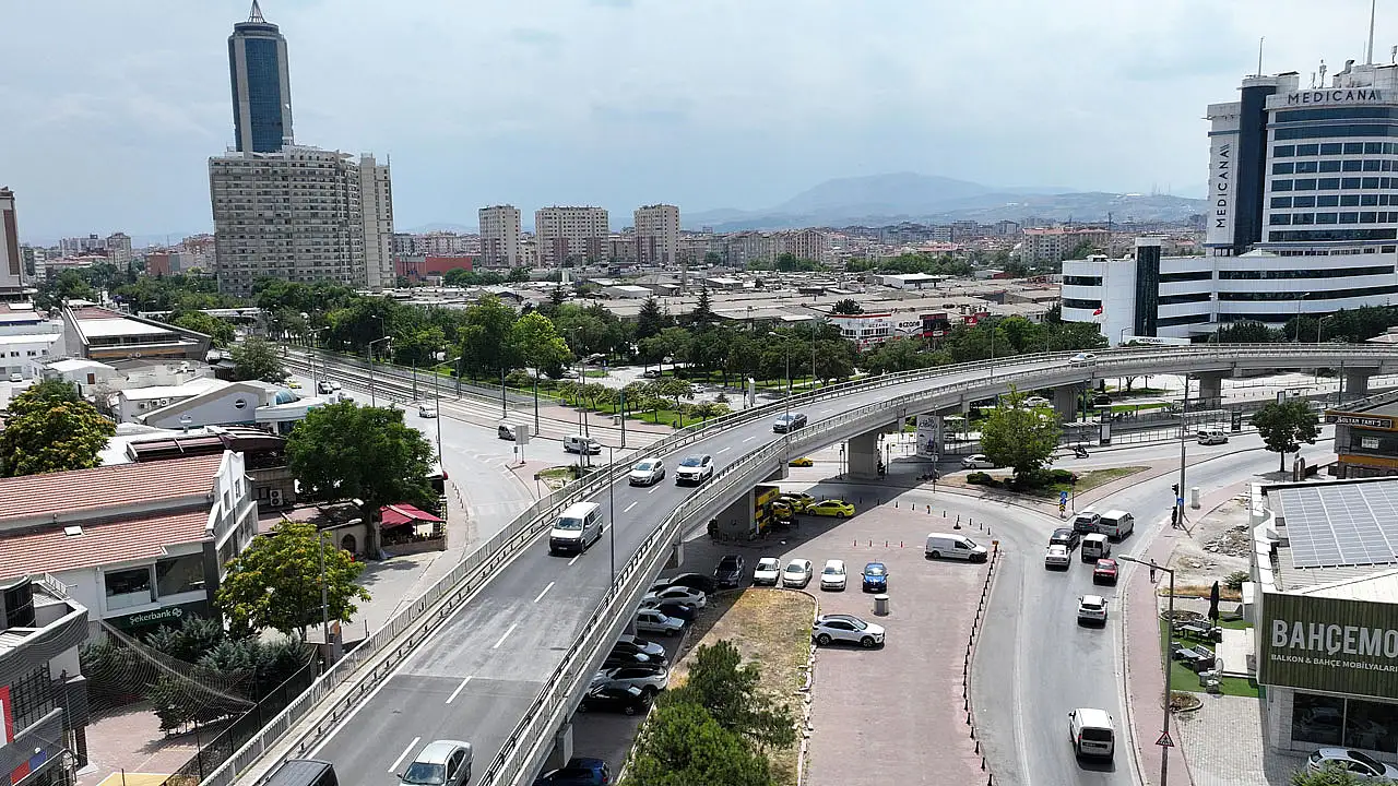 Konya'da kritik ulaşım aksı yenilendi!