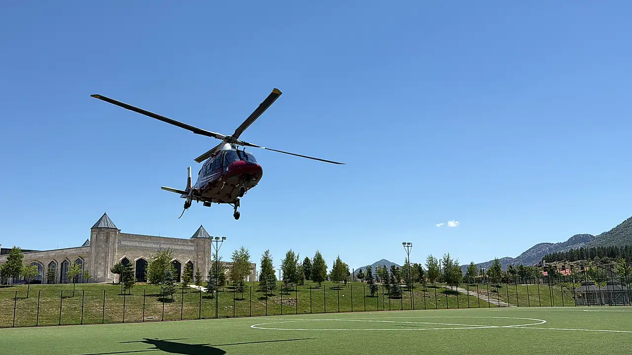Konya'da mide kanaması geçiren hastanın imdadına hava ambulansı yetişti