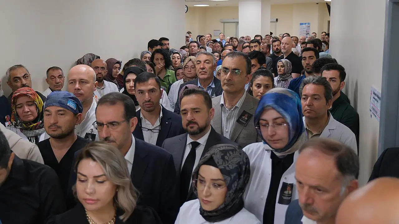 Konya'da şehit Uz. Dr. Karakaya vefatının 4. yılında anıldı