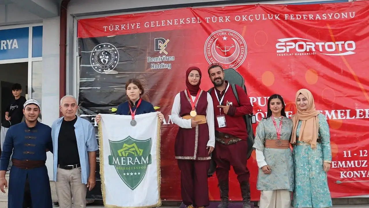 Konya Meramlı okçular madalyaları topladı