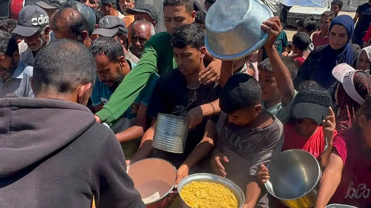 Konya'nın Gazze'ye desteği aralıksız sürüyor