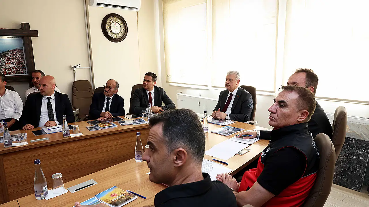 Konya Valisi Akın, Beyşehir'deki yatırımları ele aldı