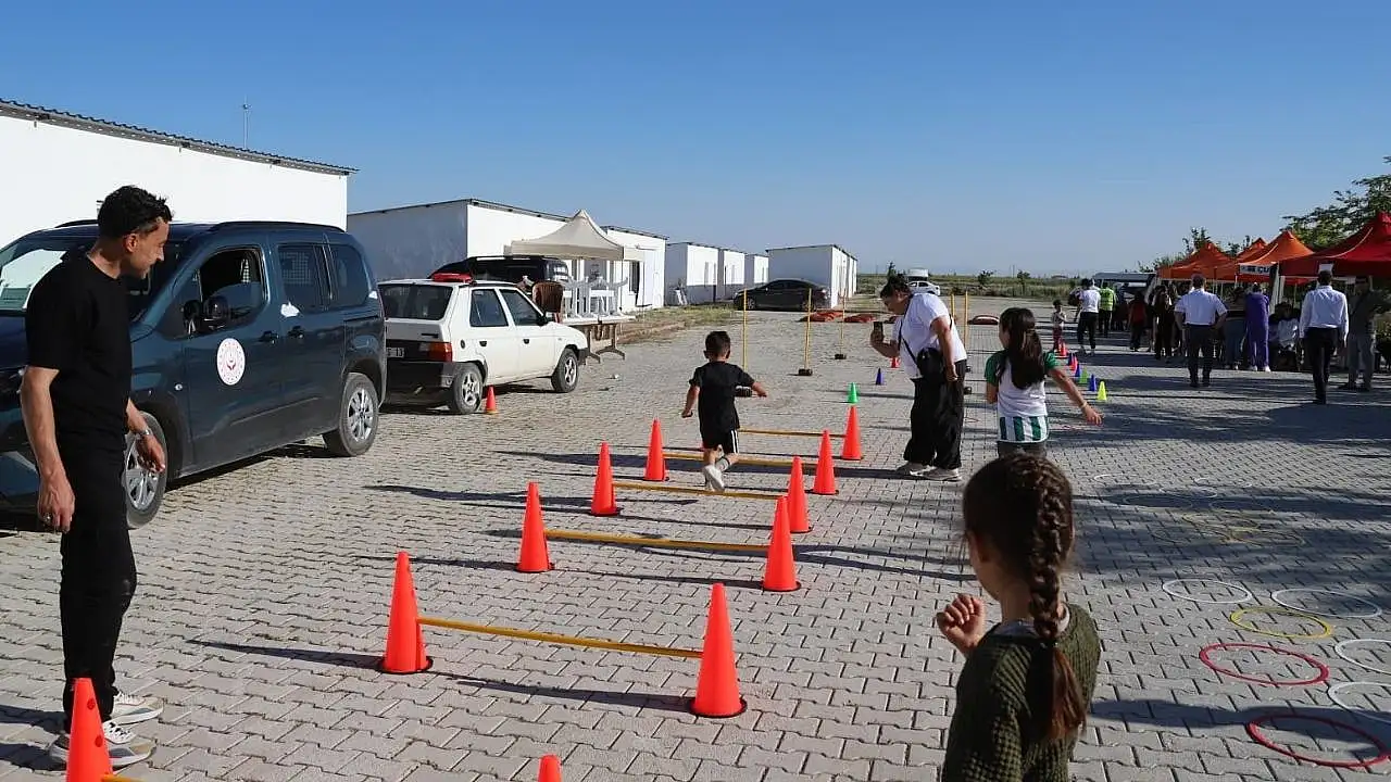 Konya'da mevsimlik tarım işçileri unutulmadı