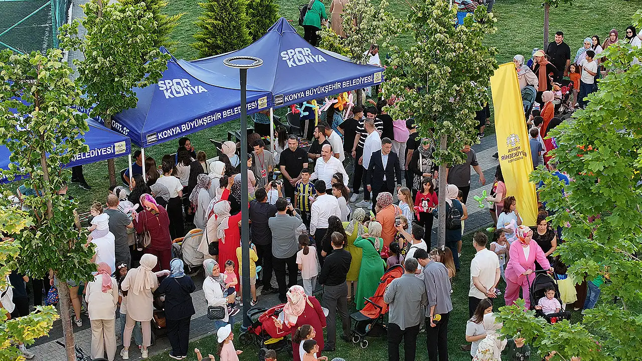 Konyalı çocuklar parklardaki yaz şenliğinde buluştu