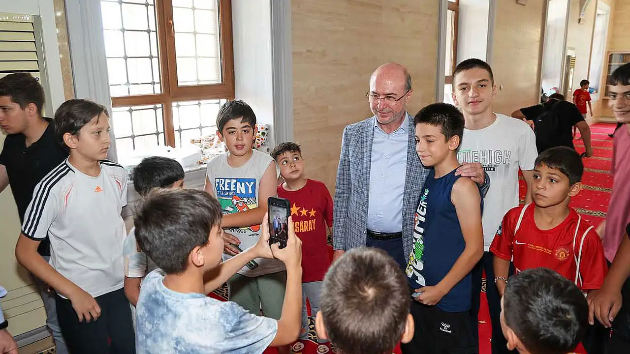 Selçuklu'da çocuklar yaz tatilini verimli geçiriyor