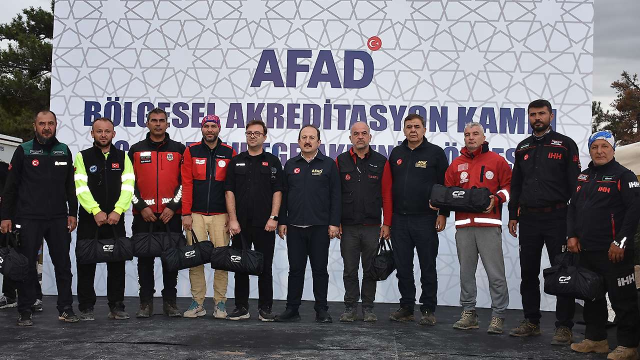 AFAD'dan Konya'da gövde gösterisi: Akreditasyon Kampı sona erdi