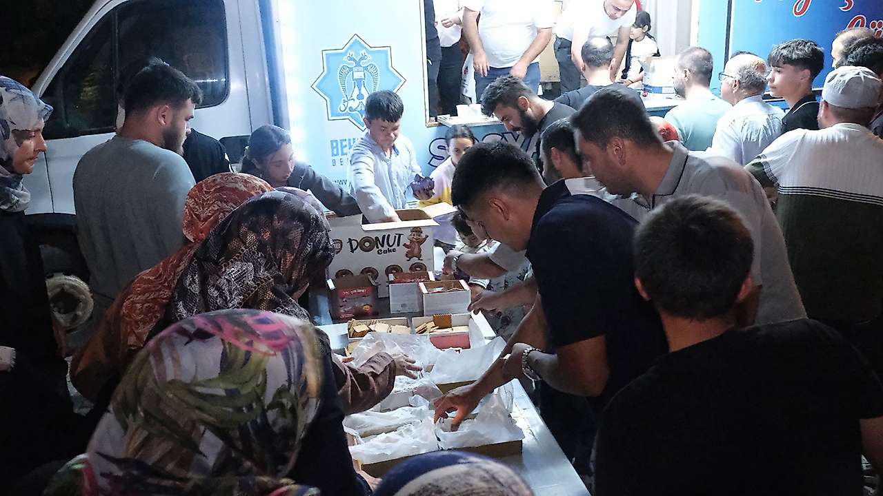 Beyşehir'de Mevlid Kandili coşkusu yaşandı