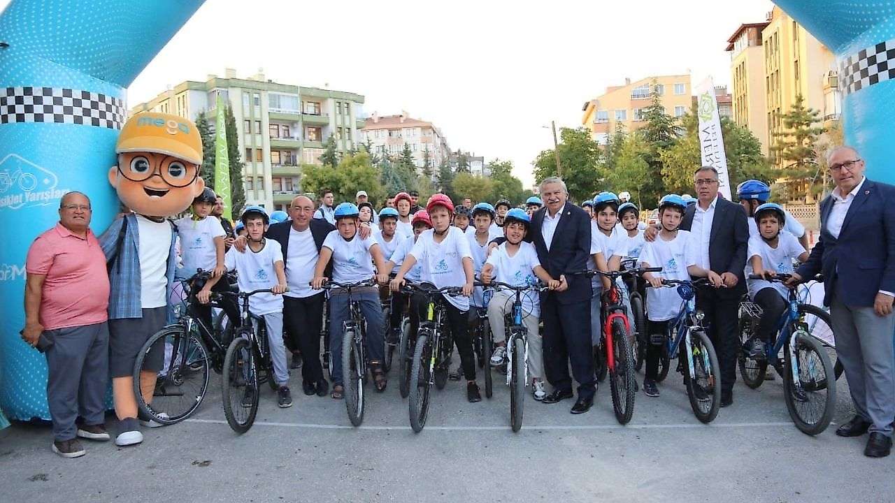 Konya Meram'da genç pedallar ödüllendirildi