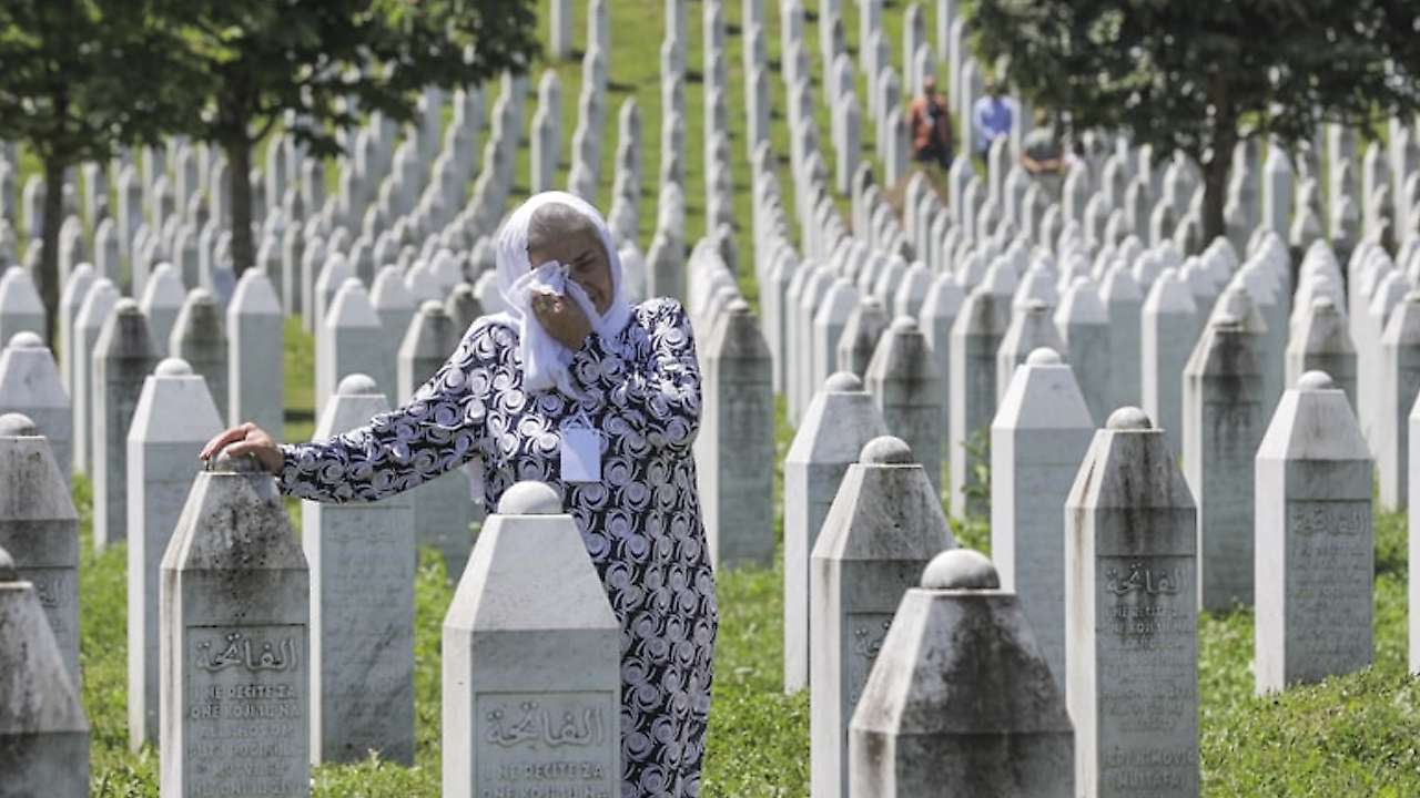 'Bosna Kasabı' olarak bilinen Ratko Mladic kimdir? Neden öldü?