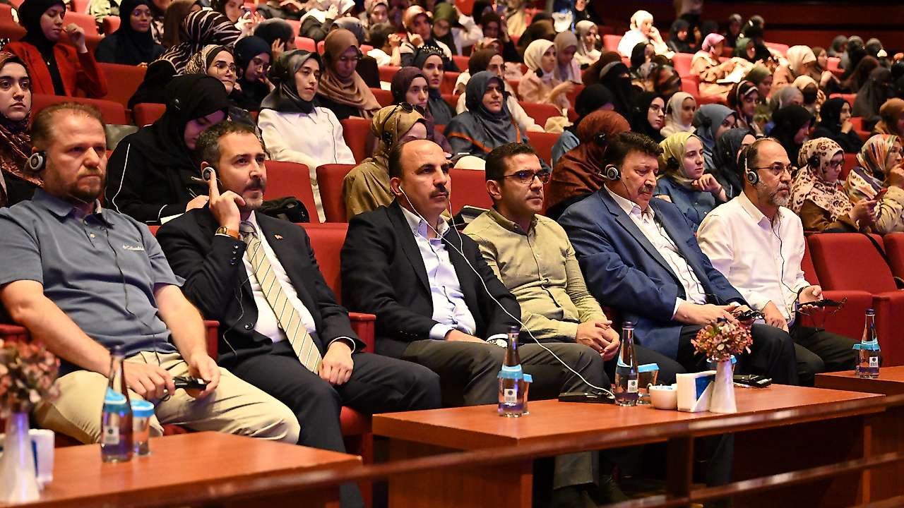 İslam dünyasının alimleri Konya'da buluştu