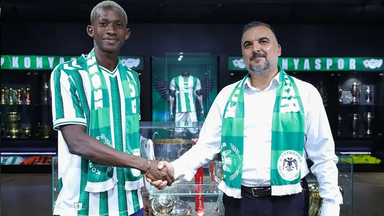 Konyaspor'da geleceğe atılan imzalar