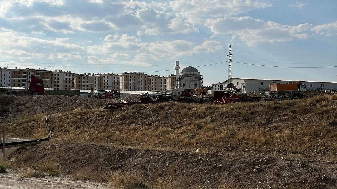 Konya'da taşlı bıçaklı kavgada kan aktı
