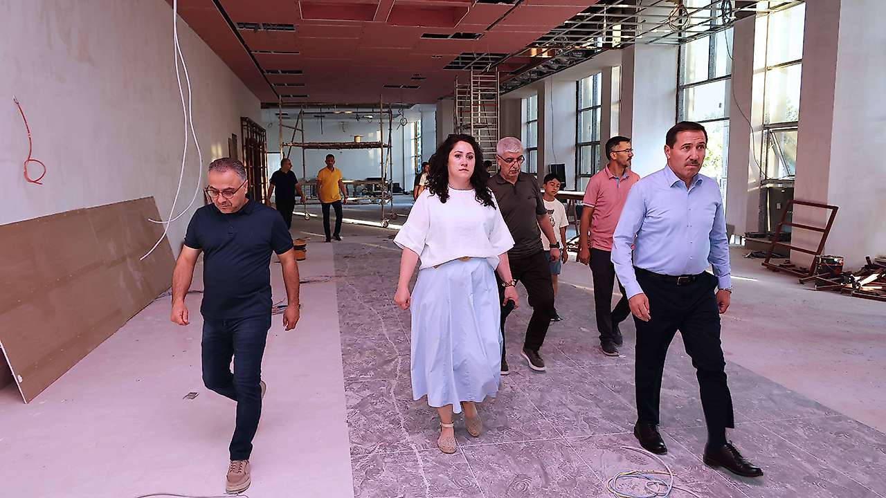 Konya'da 26 bin metrekarelik dev yatırım: Karatay Spor Merkezi yükseliyor