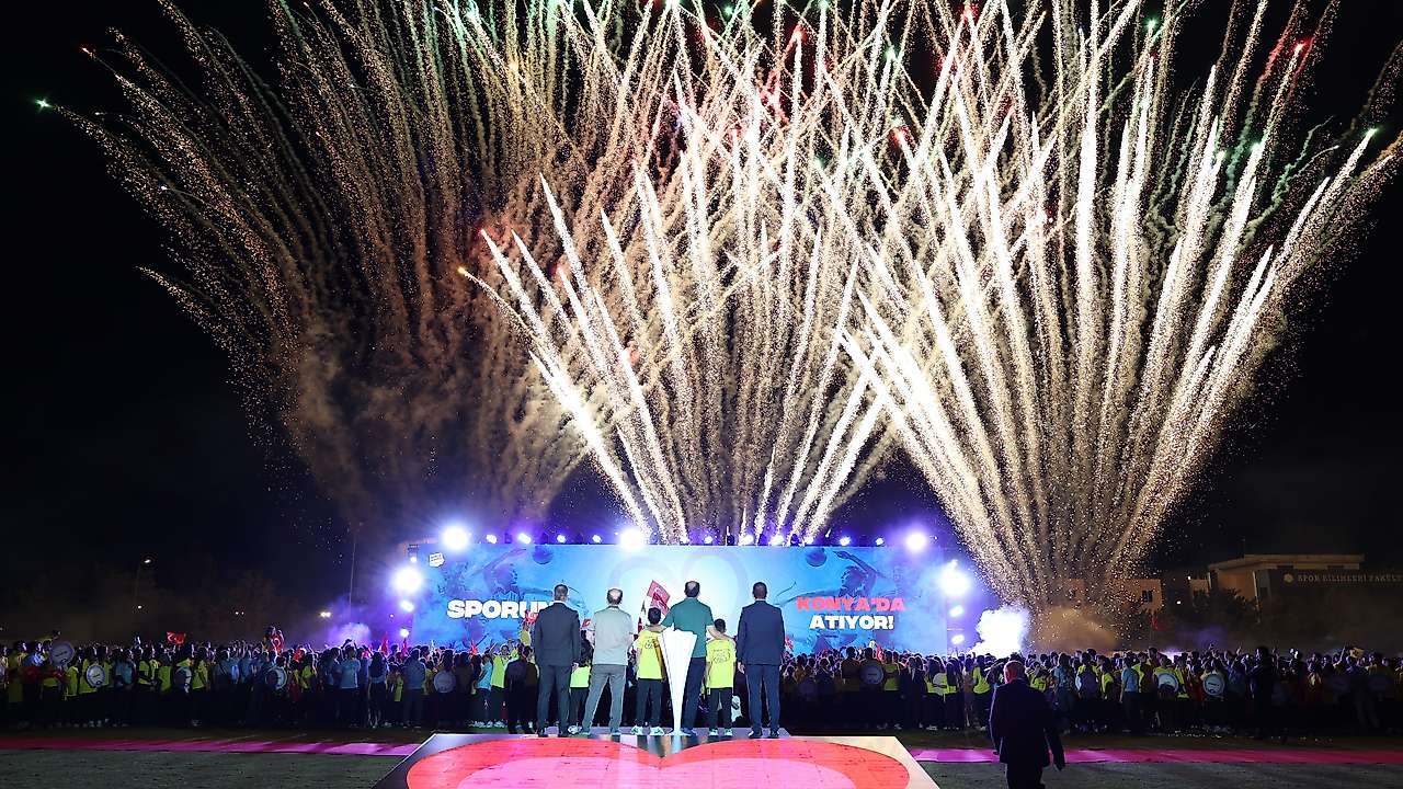 Konya'da 28 ilçeyi buluşturan olimpiyat heyecanı başladı
