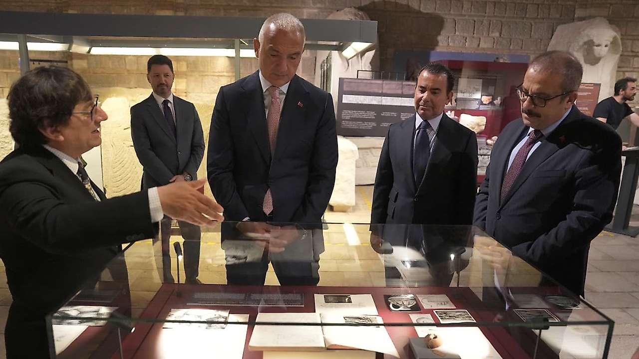 Konya'da bulunan asırlık Hitit mirası başkentte sergileniyor