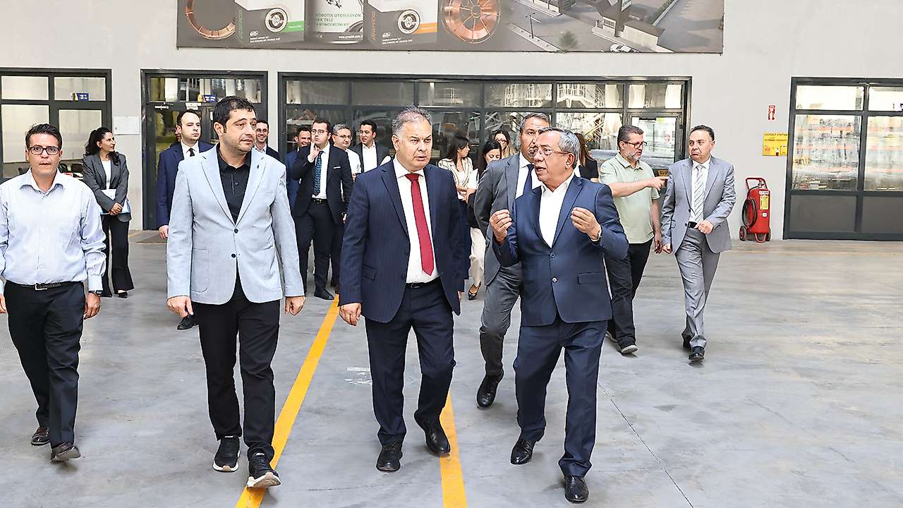 Konya'da sanayicilerin ithalat gündemi masaya yatırıldı