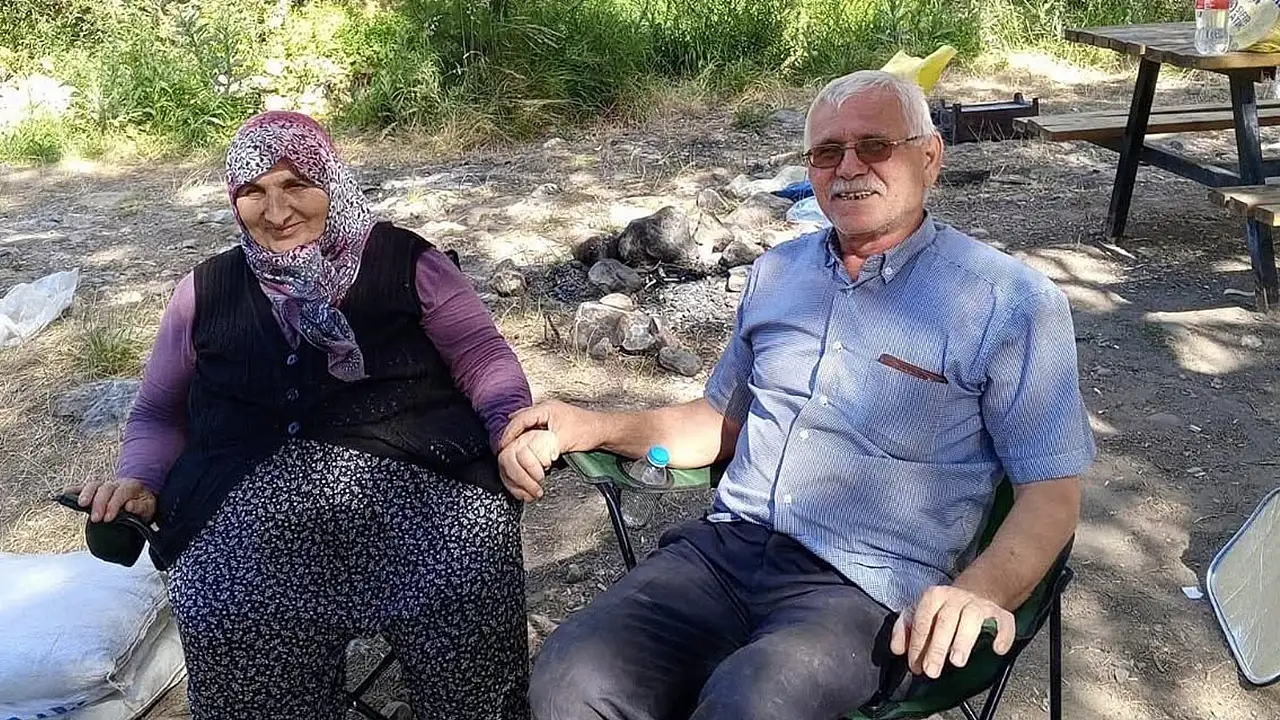 Konya'da yürek yakan kaza! Otomobili hurdaya dönen çift, can verdi