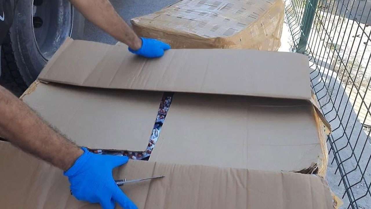 Konya'da zehir tacirlerine darbe: 124 bin hap ele geçirildi