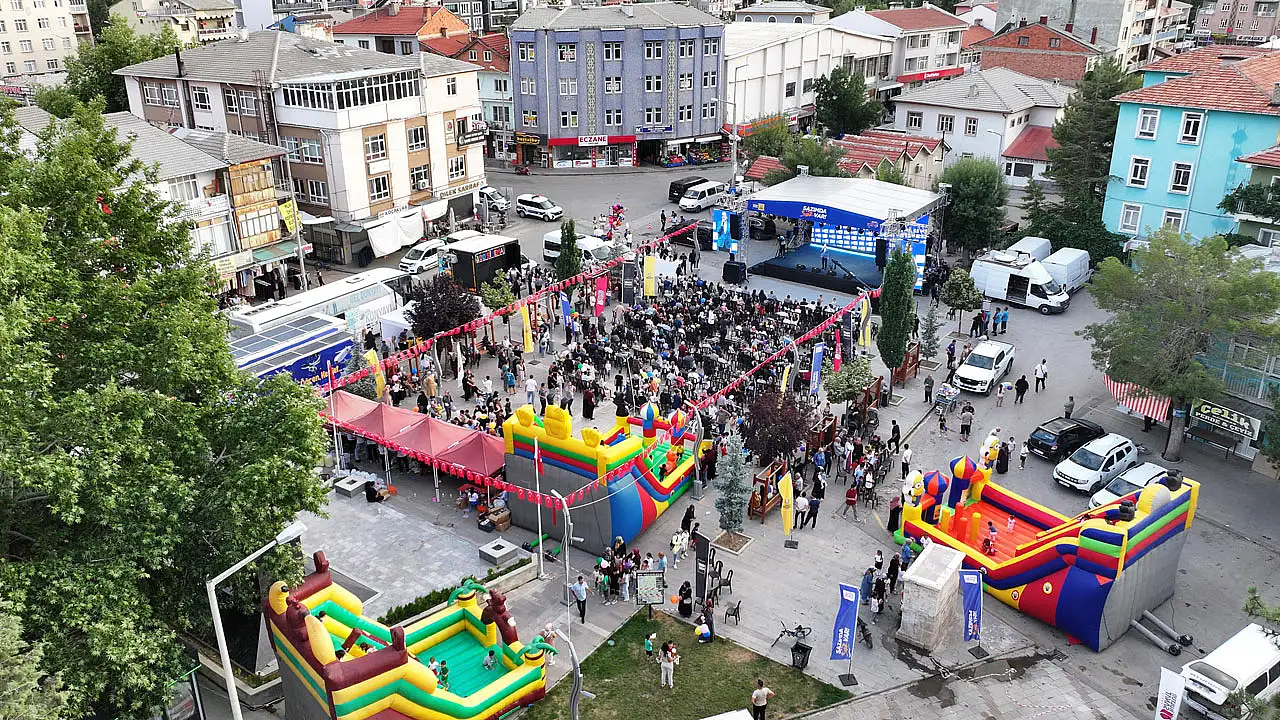 Konya Kültür Günleri ilçelerde coşkuyu büyütüyor